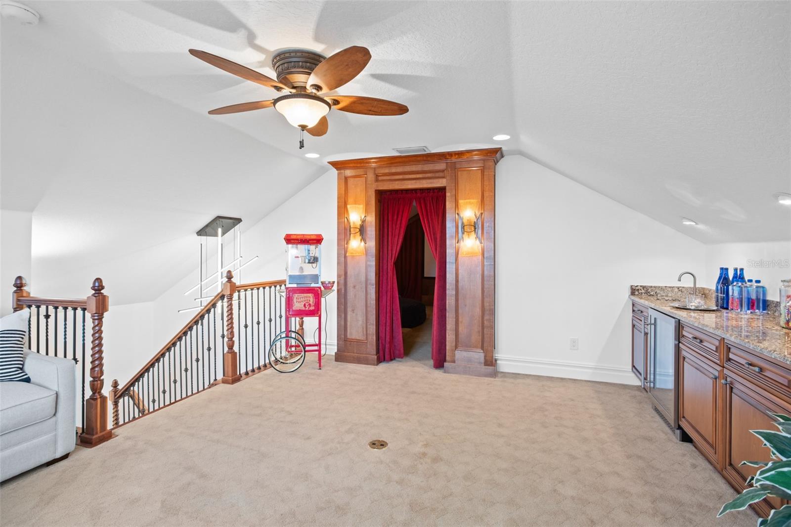 BUTLER BAY - Residential