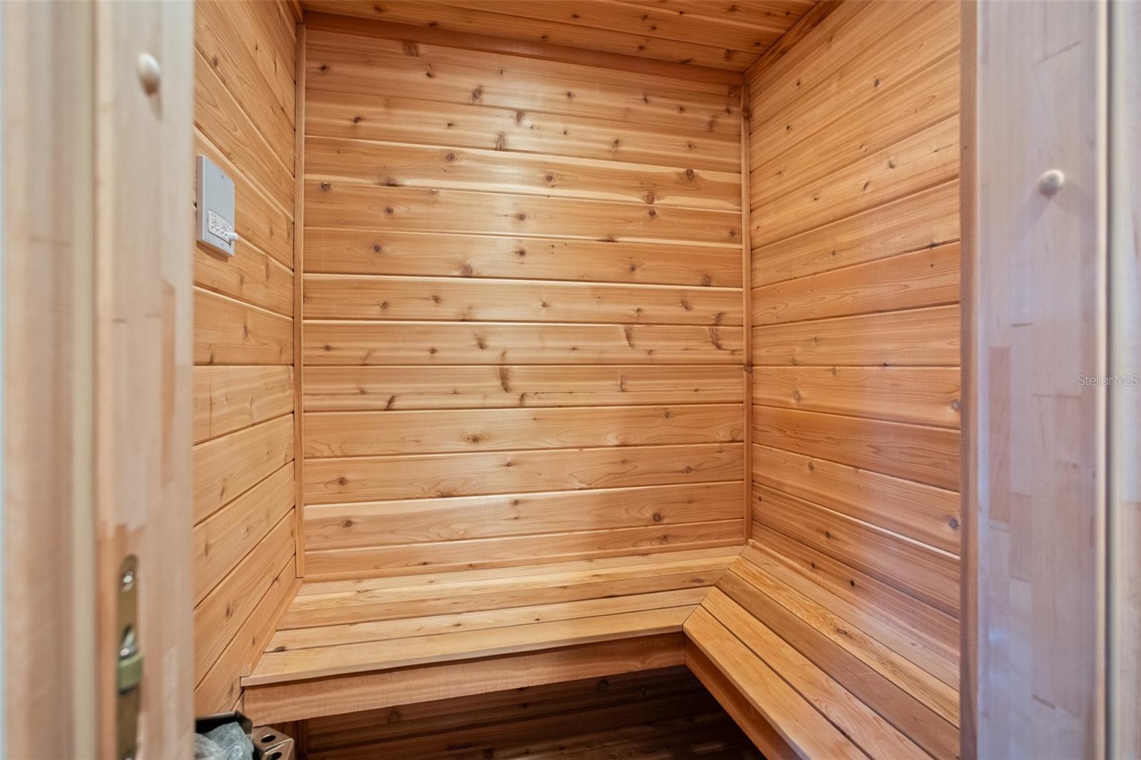 BUTLER BAY - Residential