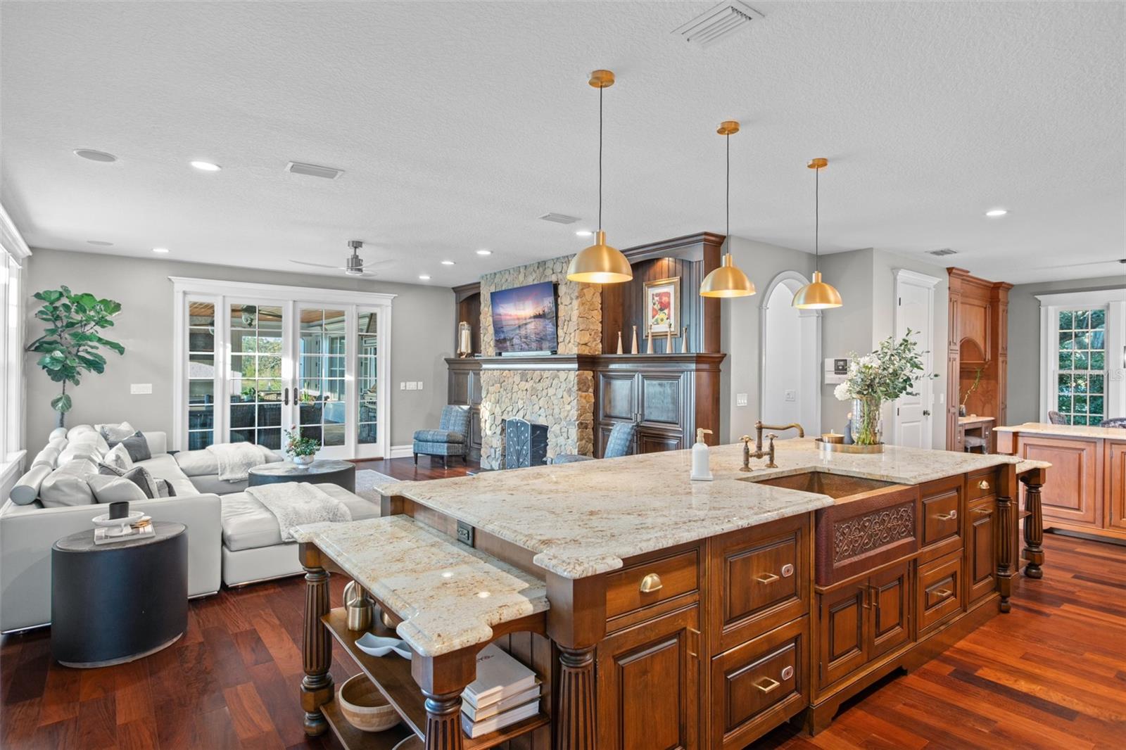 BUTLER BAY - Residential