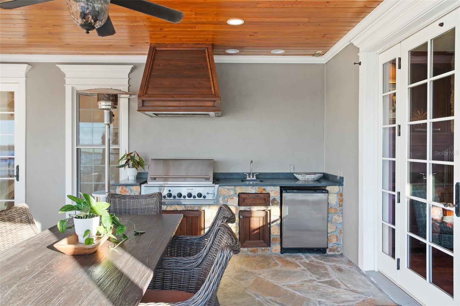 BUTLER BAY - Residential