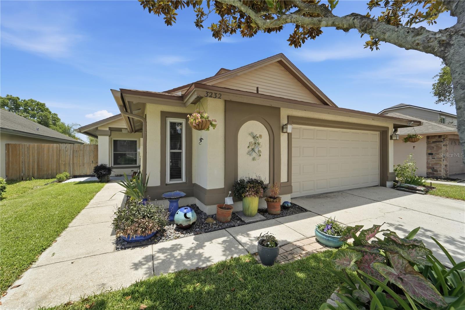 3232 S SAINT LUCIE DRIVE
