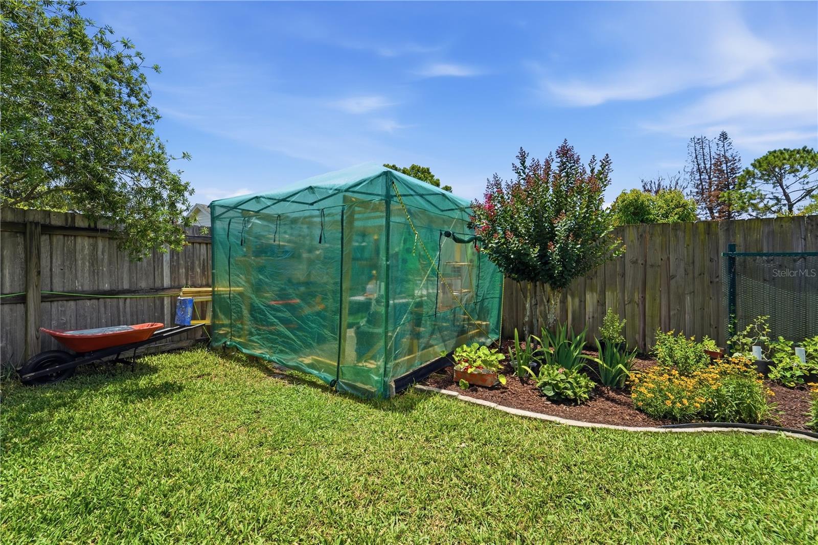 3232 S SAINT LUCIE DRIVE