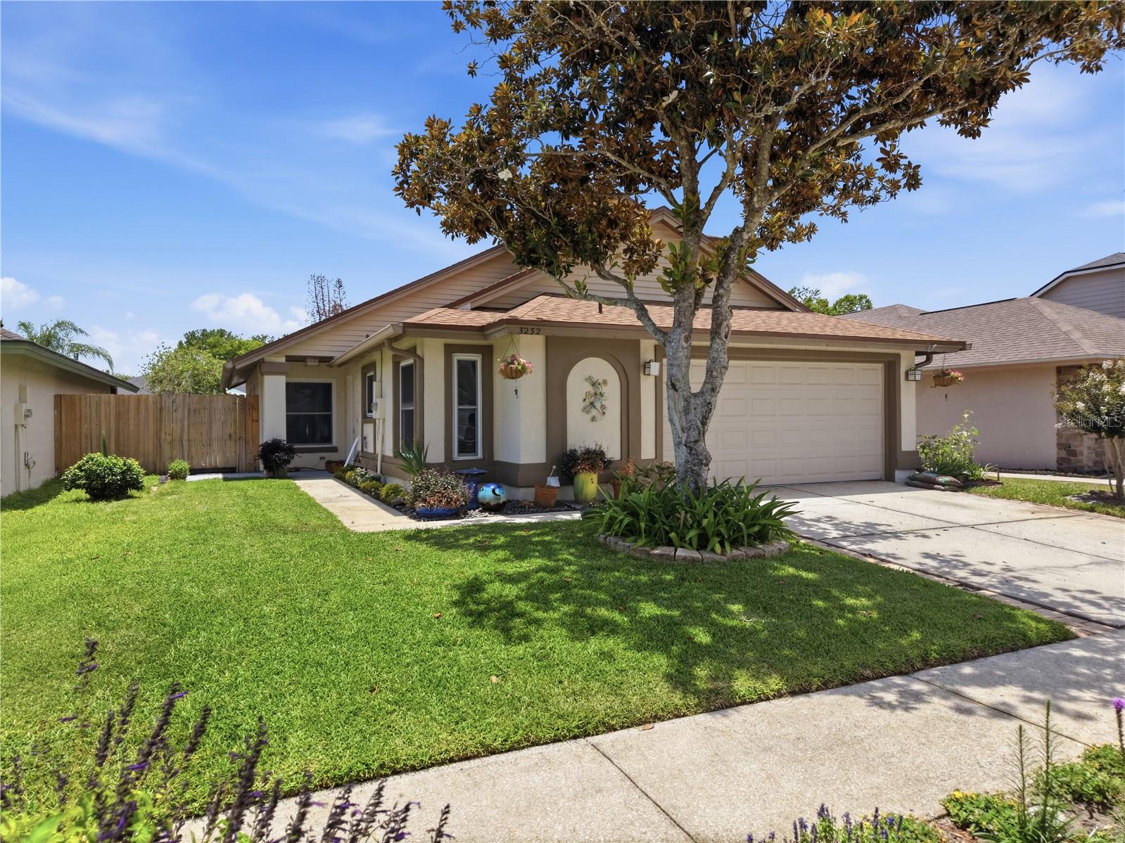 3232 S SAINT LUCIE DRIVE