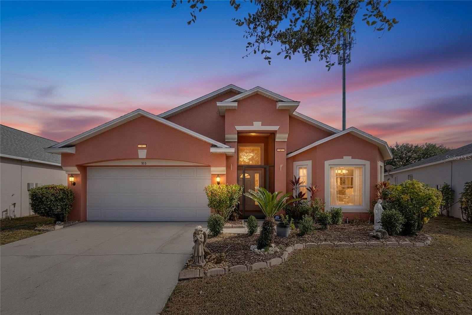 WELLINGTON NORTH AT BAY PARK - Residential