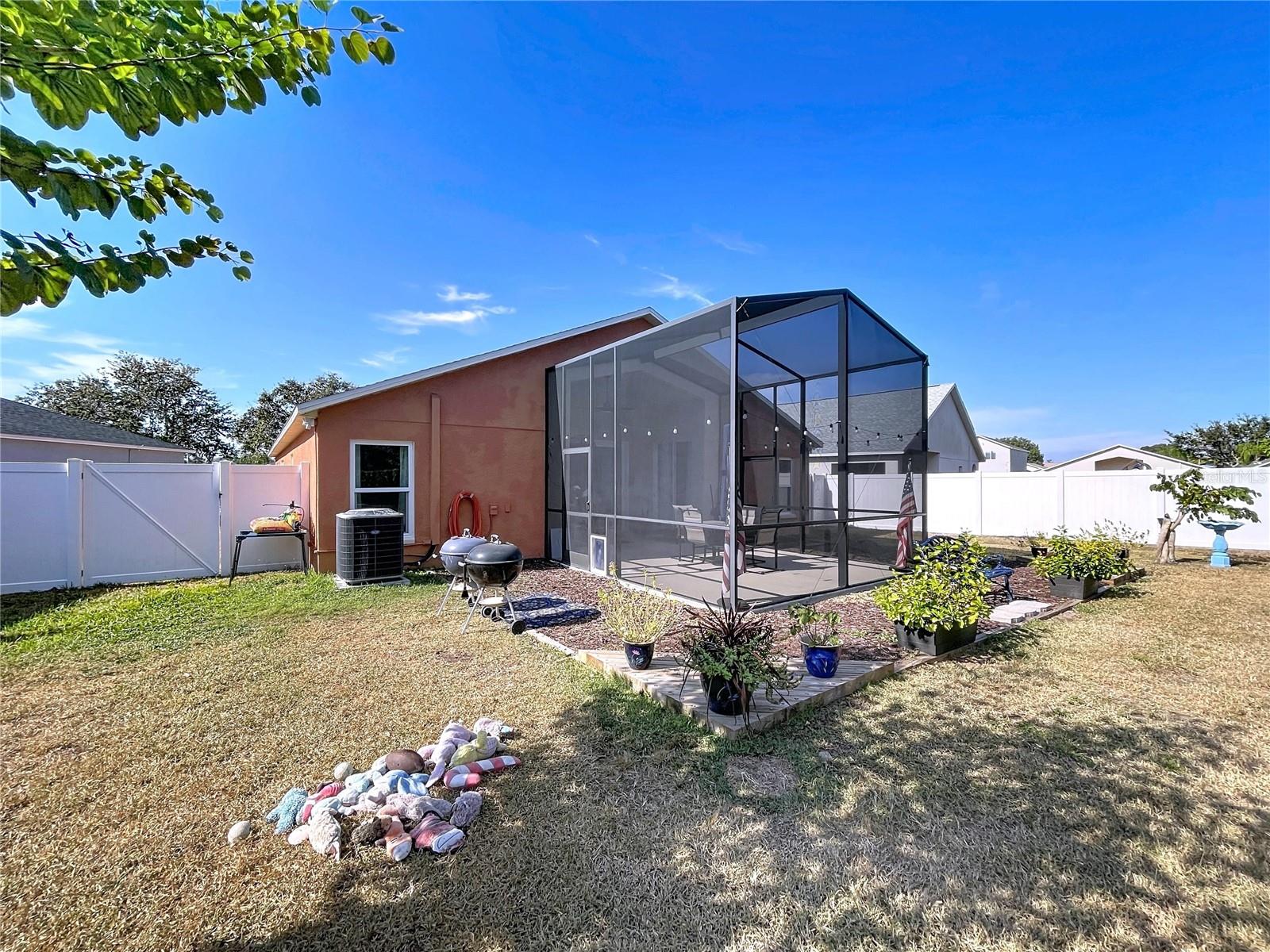 WELLINGTON NORTH AT BAY PARK - Residential