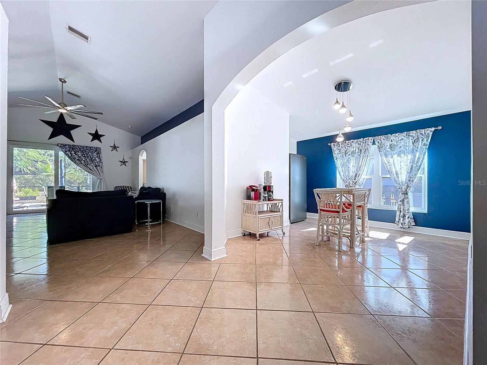 WELLINGTON NORTH AT BAY PARK - Residential