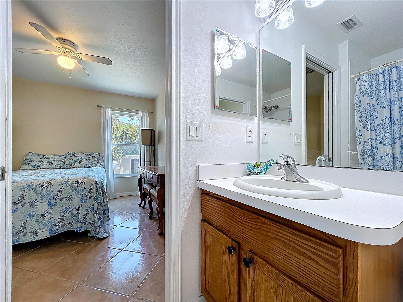 WELLINGTON NORTH AT BAY PARK - Residential