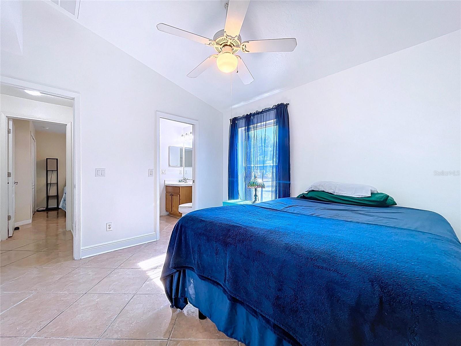 WELLINGTON NORTH AT BAY PARK - Residential