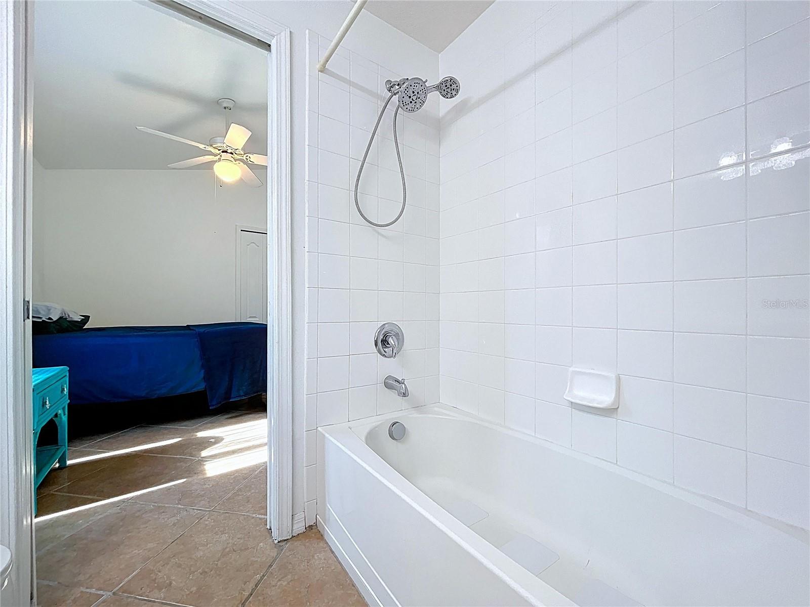 WELLINGTON NORTH AT BAY PARK - Residential