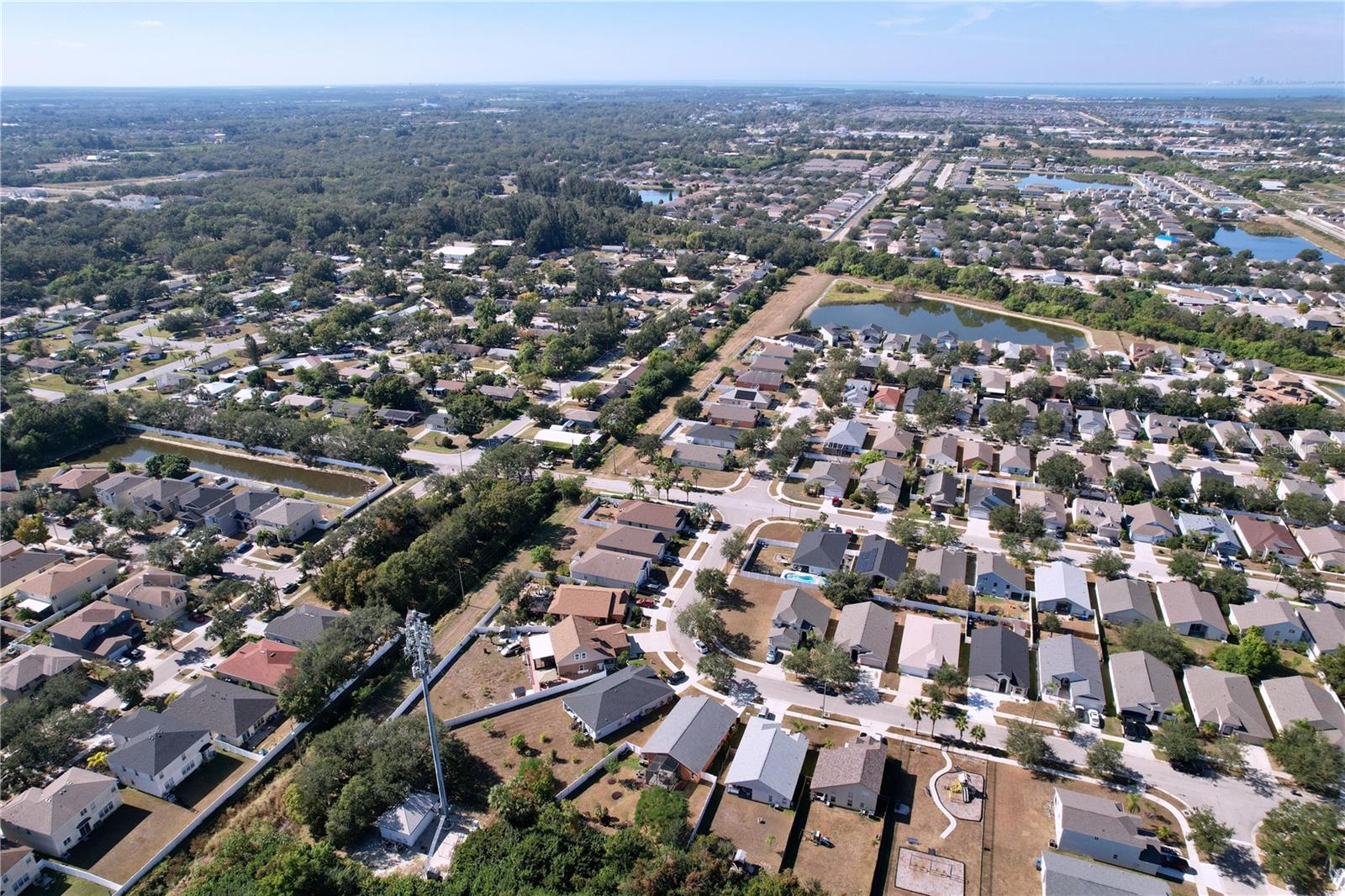 WELLINGTON NORTH AT BAY PARK - Residential