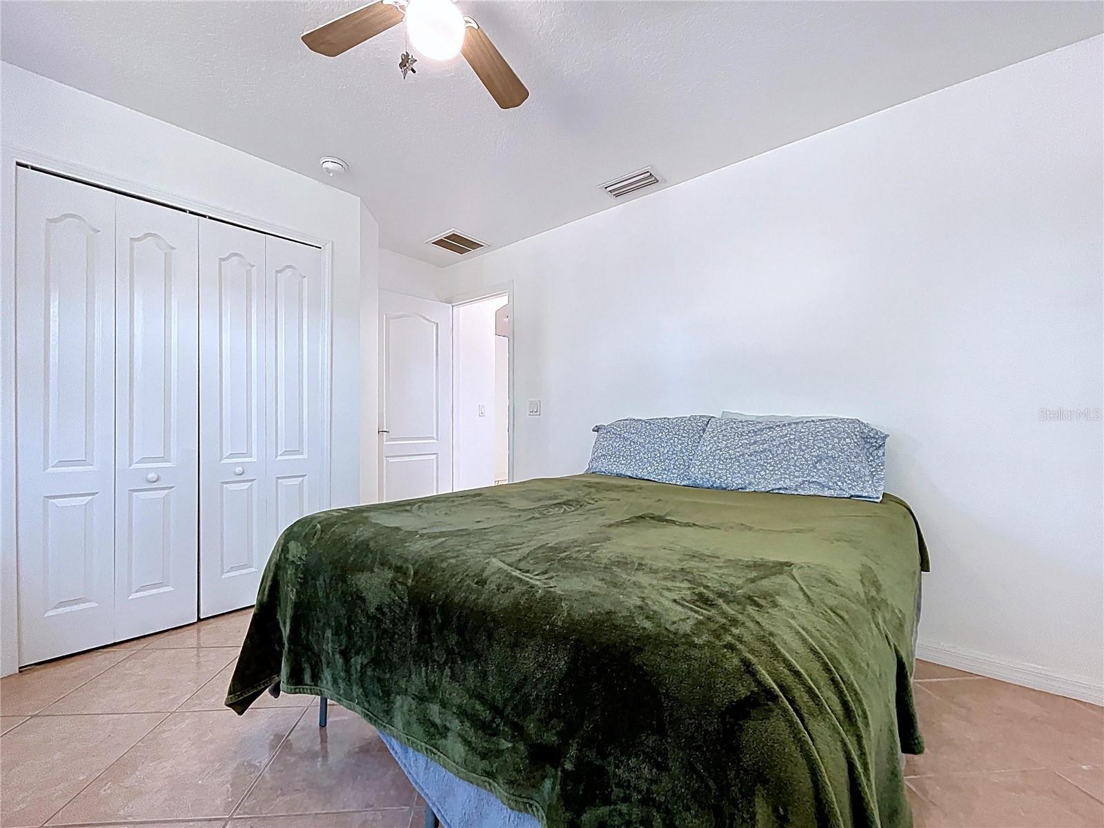 WELLINGTON NORTH AT BAY PARK - Residential