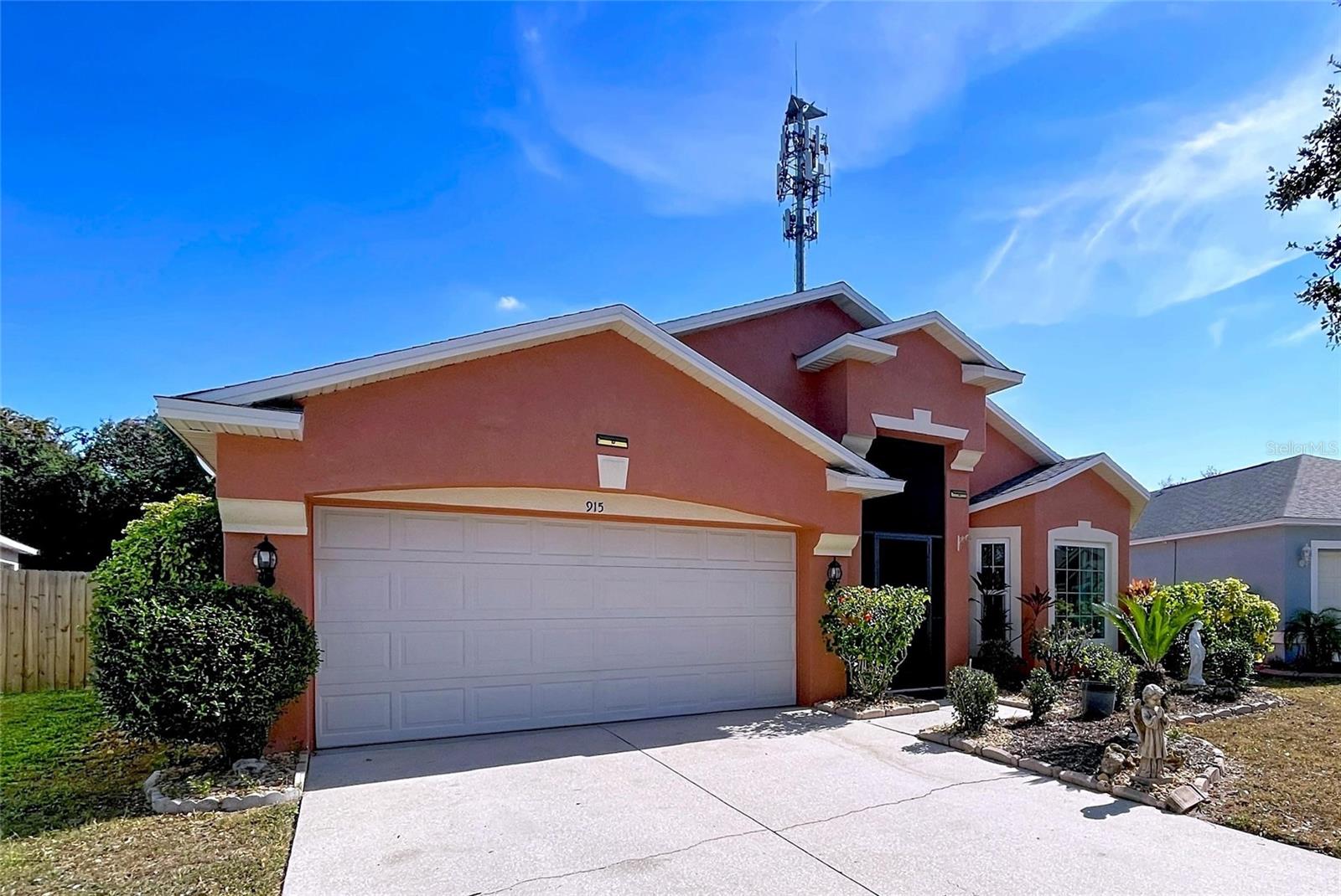 WELLINGTON NORTH AT BAY PARK - Residential