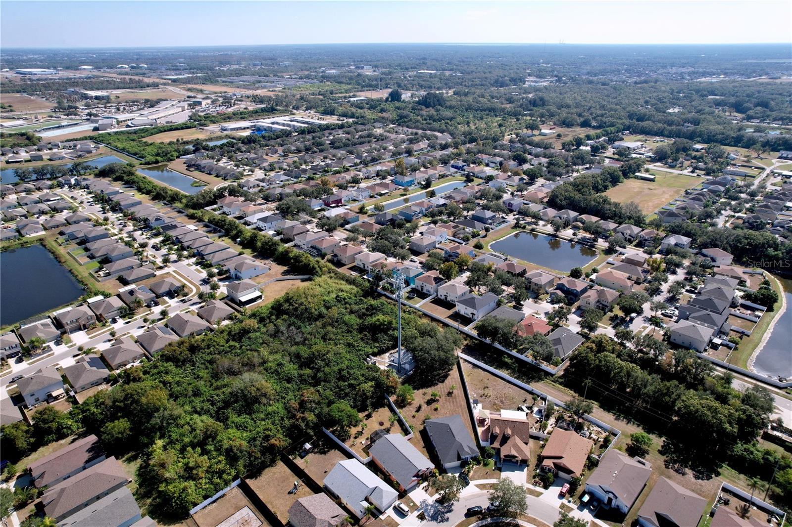 WELLINGTON NORTH AT BAY PARK - Residential