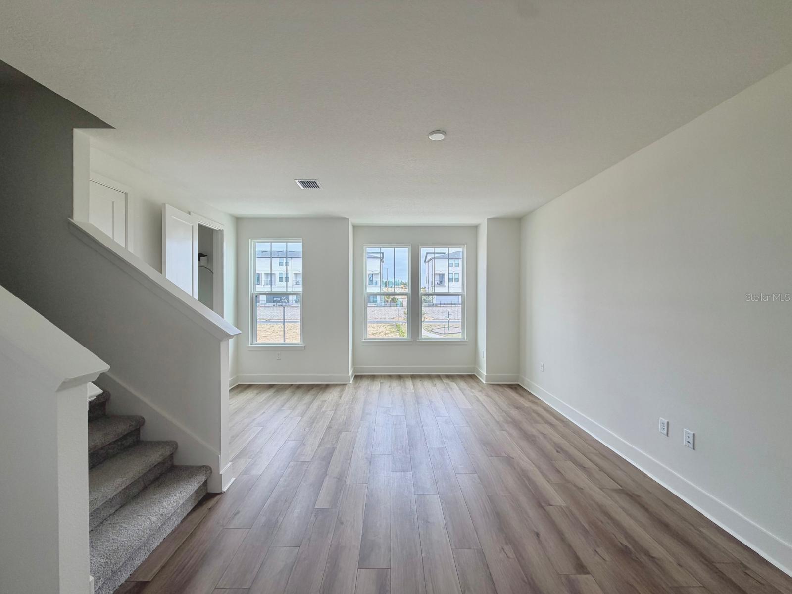 15190 GROVESIDE ROAD
