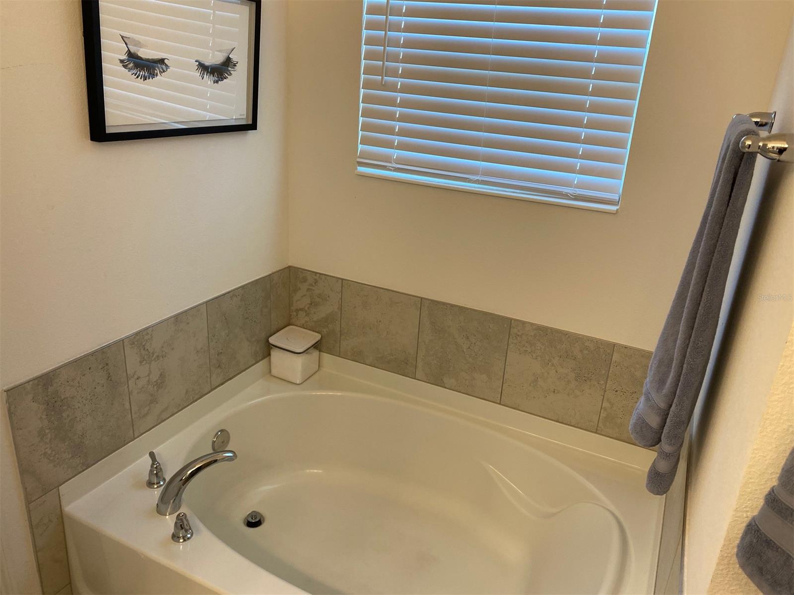 Palms-Ph 4 - Residential