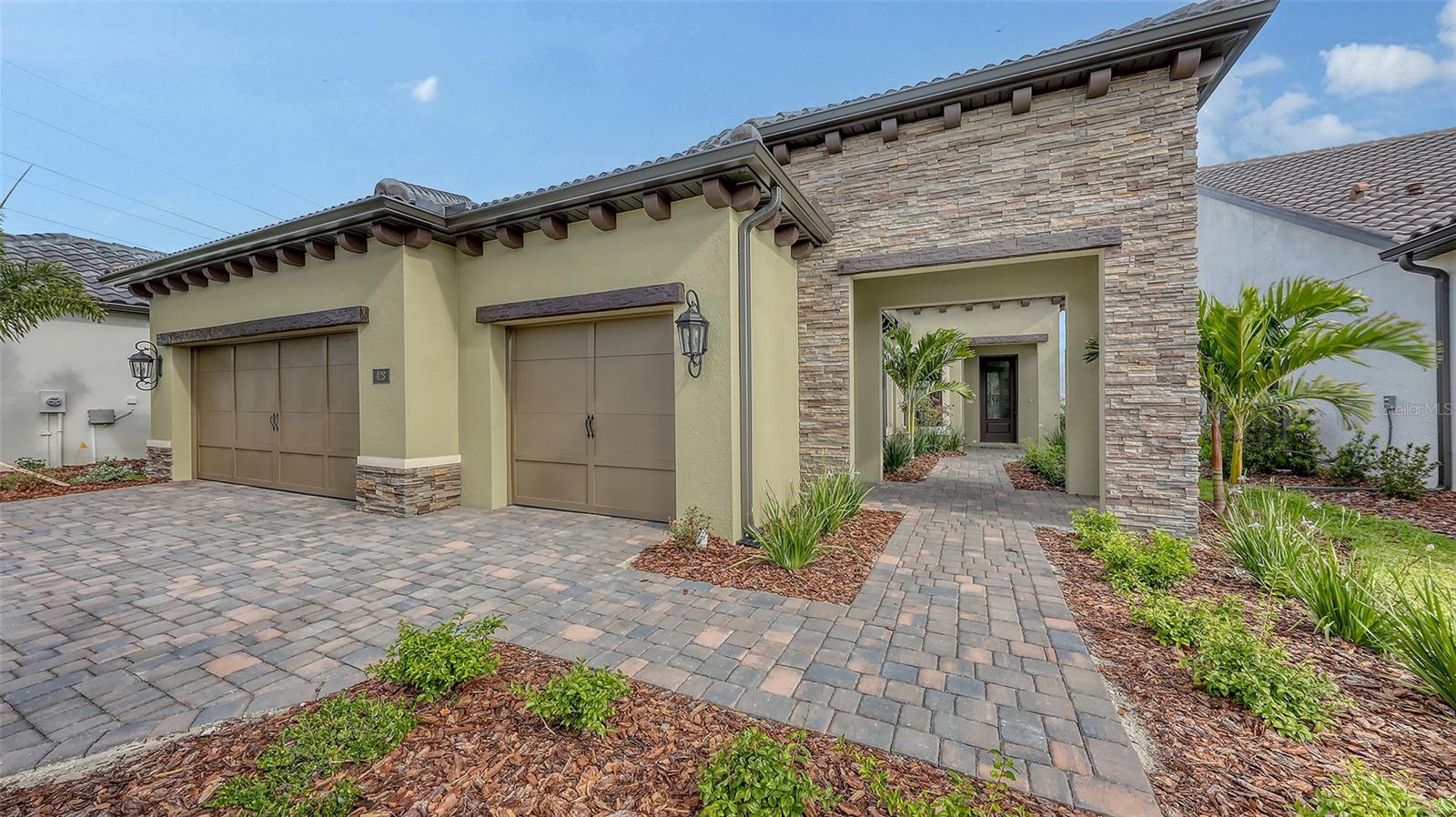 428 BOCELLI DRIVE