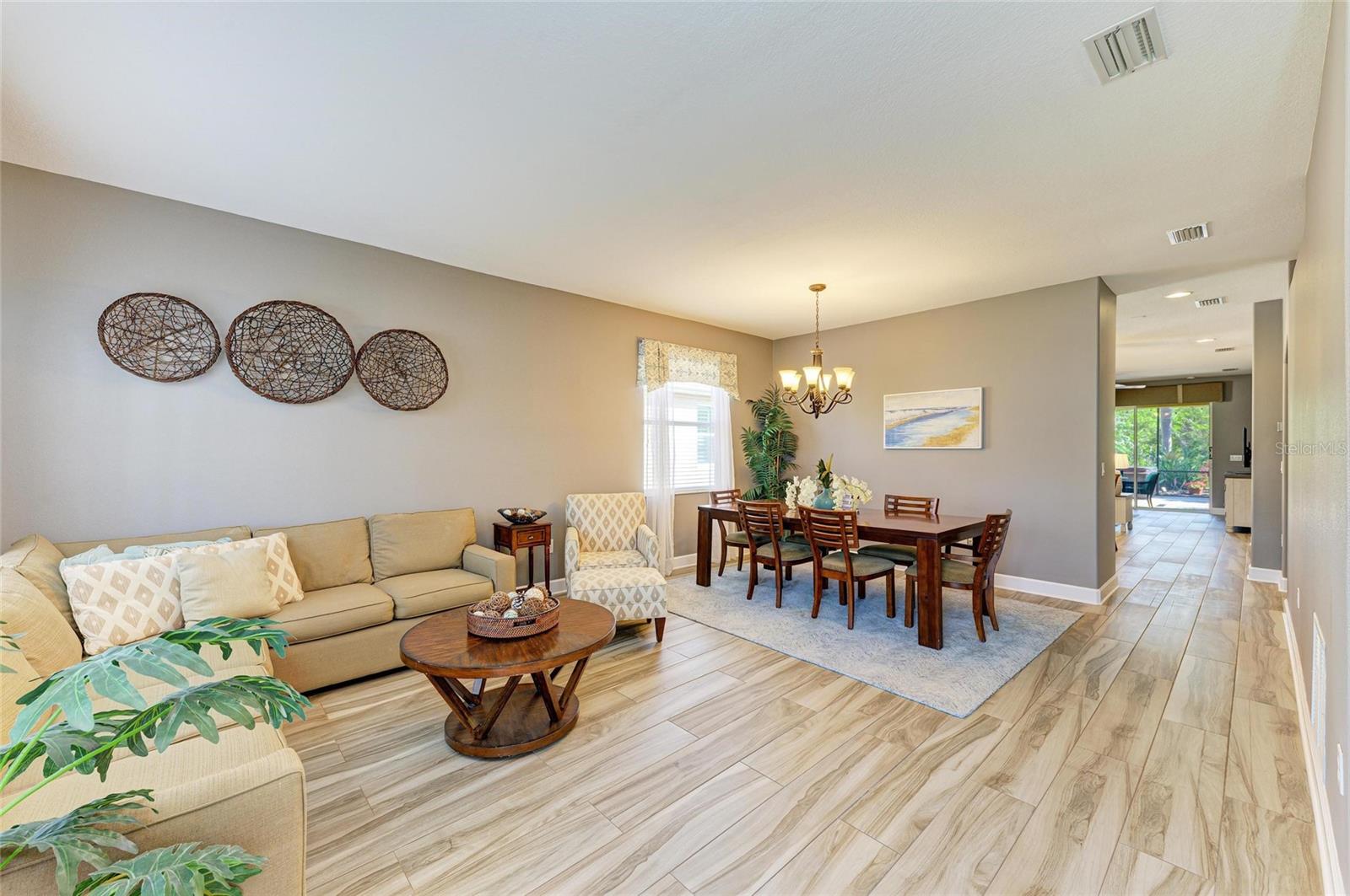 RIVER STRAND HERITAGE HARBOUR SUBPHASE E - Residential Lease