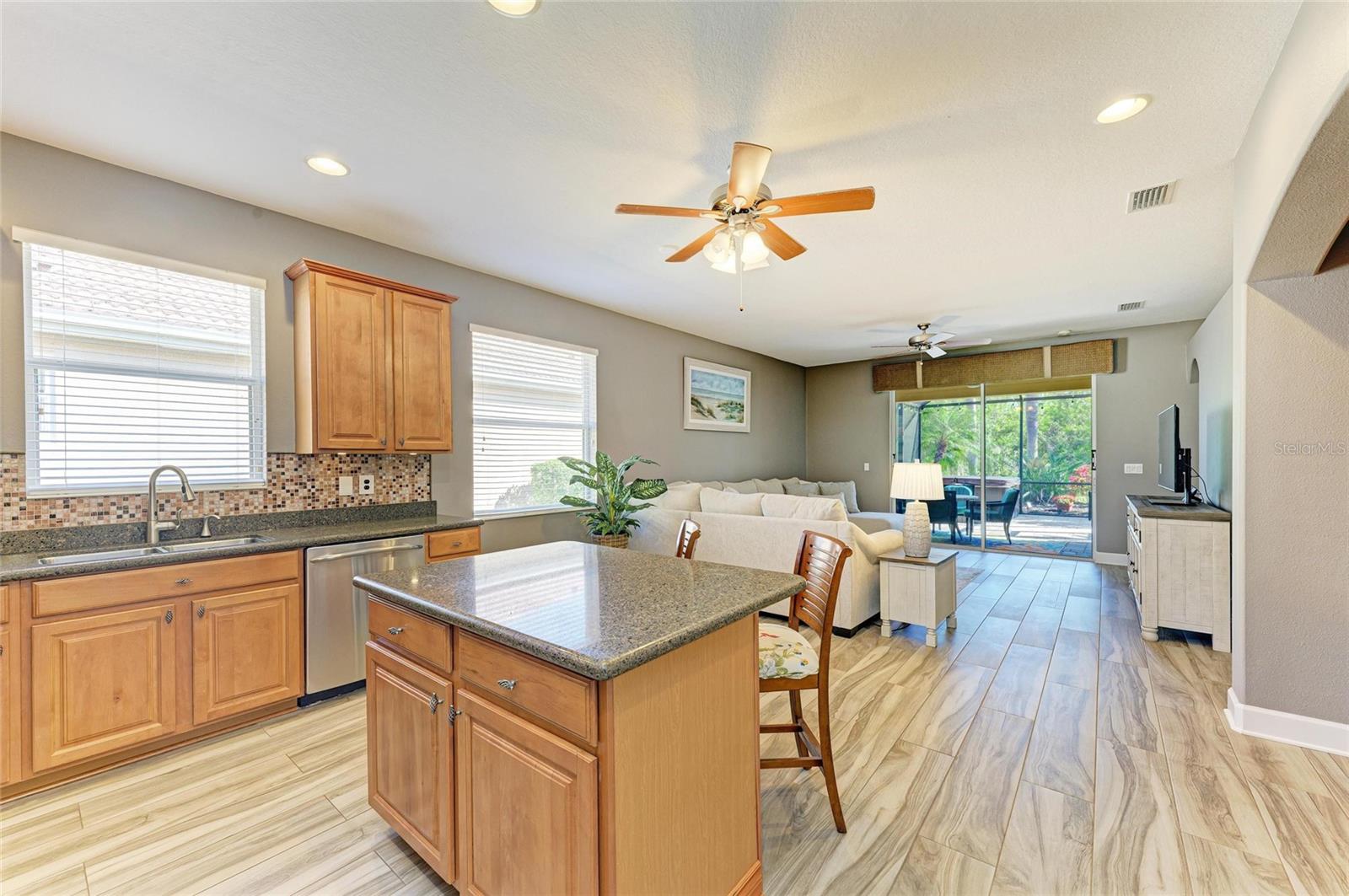 RIVER STRAND HERITAGE HARBOUR SUBPHASE E - Residential Lease