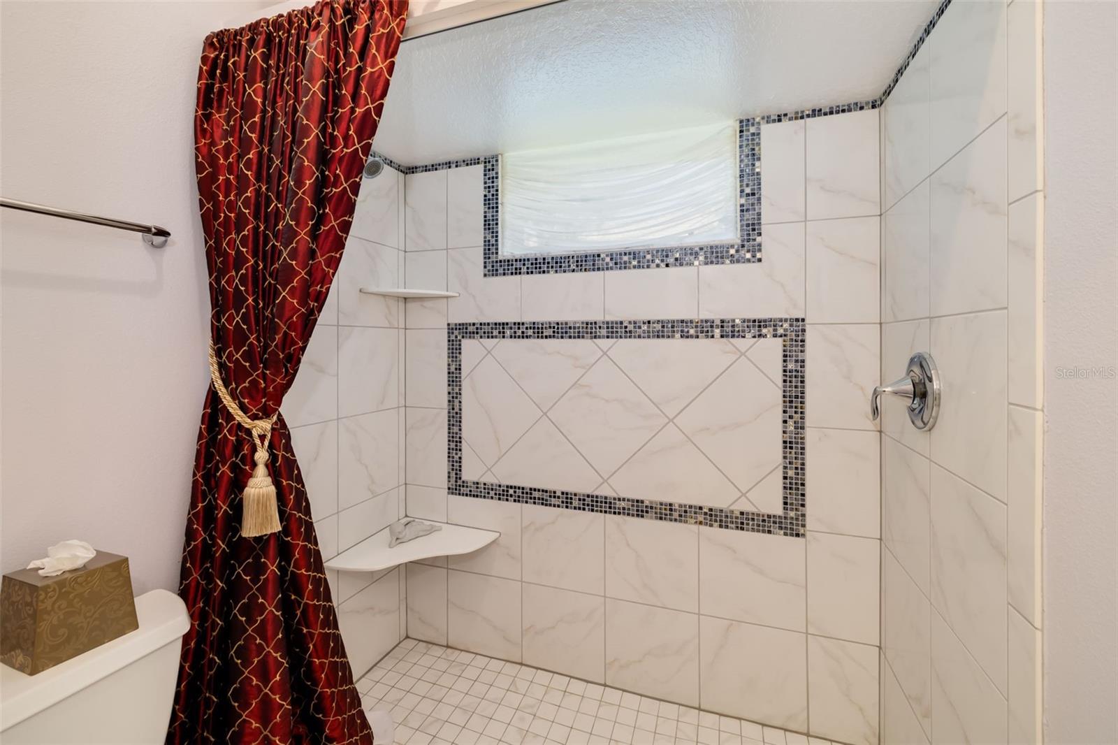 CALUSA LAKES UNIT 7 - Residential