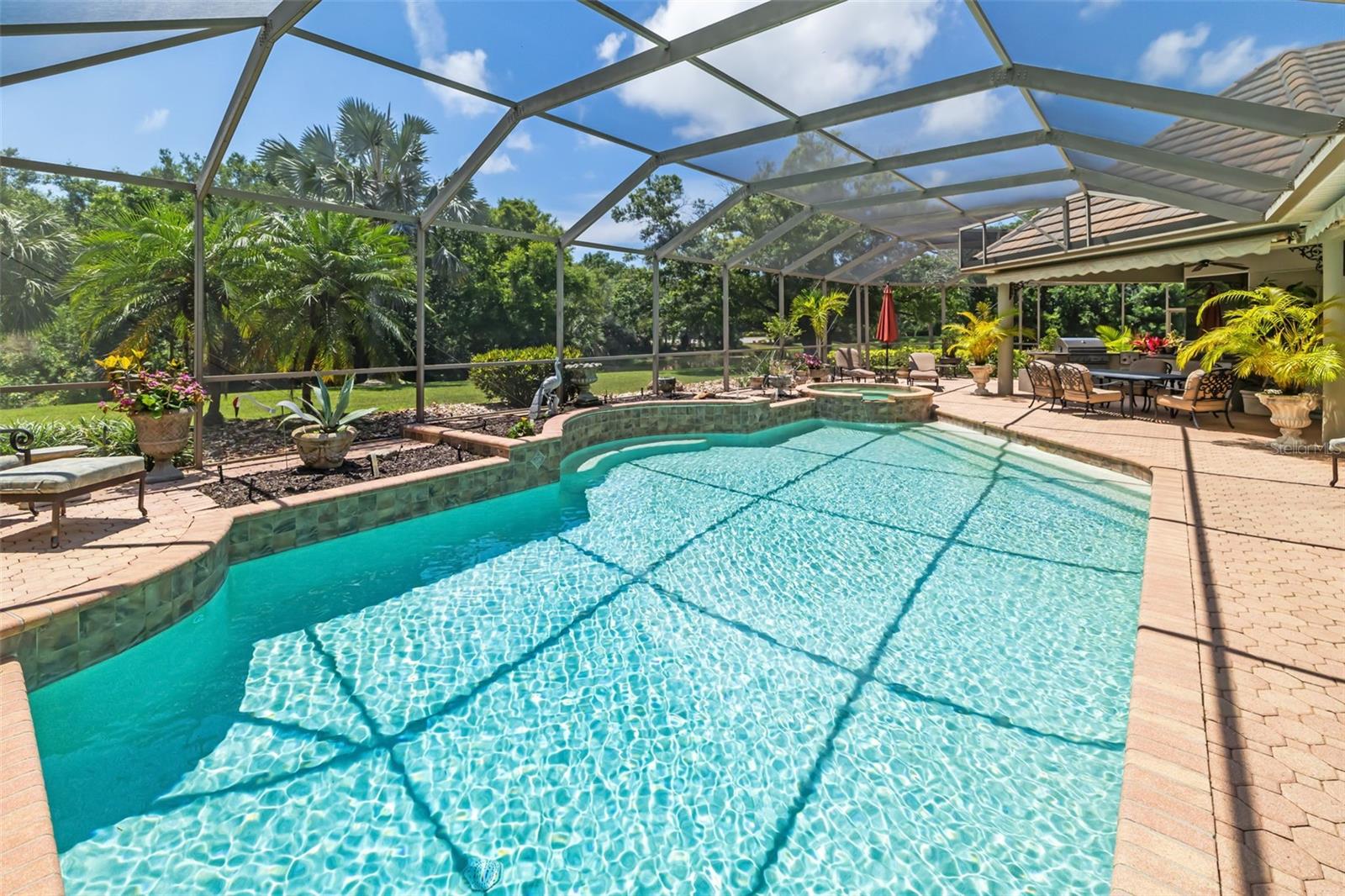 CALUSA LAKES UNIT 7 - Residential