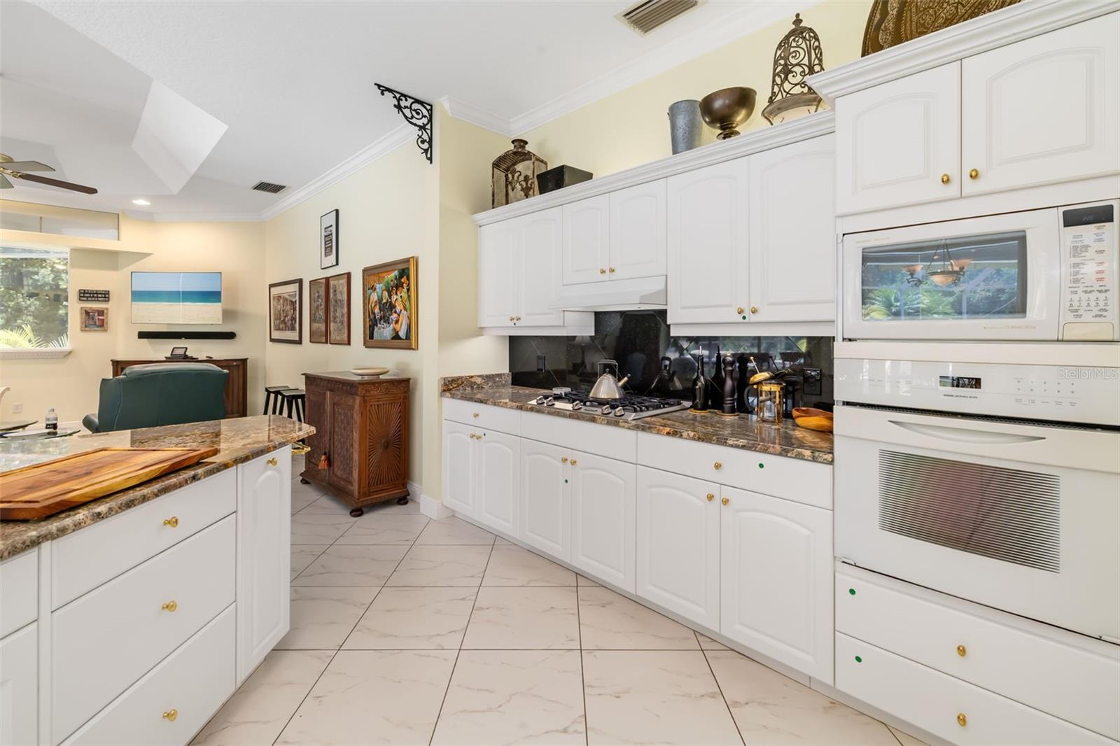 CALUSA LAKES UNIT 7 - Residential