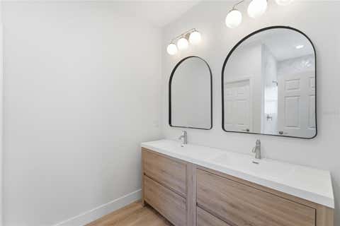 Tiny photo for 1324 Marshall Drive, Leesburg, FL 34748 (MLS # O6429391)