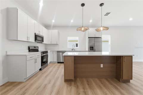 Tiny photo for 1324 Marshall Drive, Leesburg, FL 34748 (MLS # O6429391)