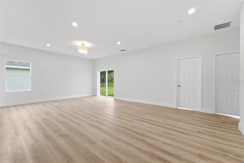 Tiny photo for 1324 Marshall Drive, Leesburg, FL 34748 (MLS # O6429391)