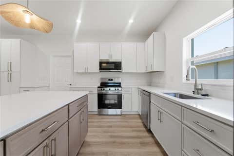 Tiny photo for 1324 Marshall Drive, Leesburg, FL 34748 (MLS # O6429391)