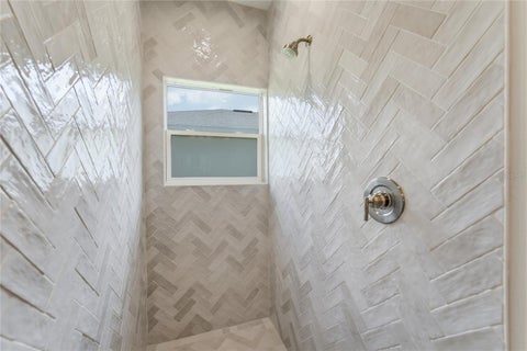 Tiny photo for 1324 Marshall Drive, Leesburg, FL 34748 (MLS # O6429391)