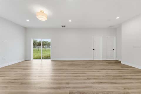 Tiny photo for 1324 Marshall Drive, Leesburg, FL 34748 (MLS # O6429391)