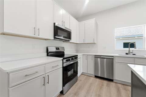 Tiny photo for 1324 Marshall Drive, Leesburg, FL 34748 (MLS # O6429391)