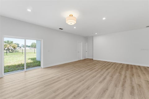 Tiny photo for 1324 Marshall Drive, Leesburg, FL 34748 (MLS # O6429391)
