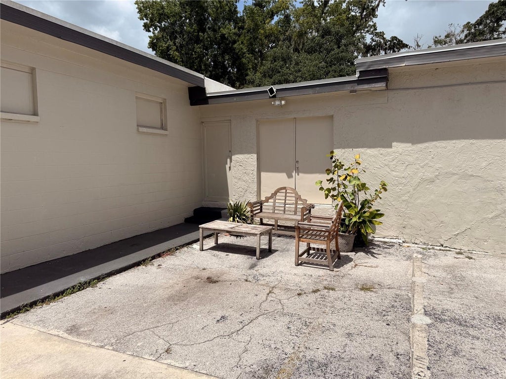 Photo of 209 Ponce De Leon Boulevard, Brooksville, FL 34601 (MLS # TB8530956)