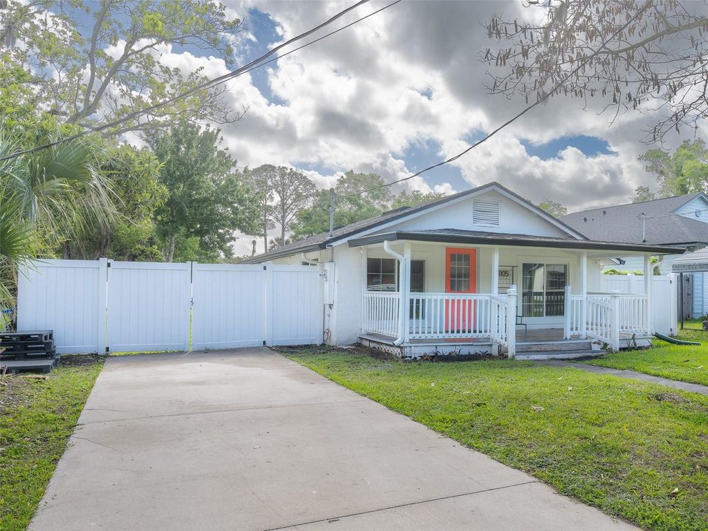 Photo of 1105 Willow Avenue, Sanford, FL 32771 (MLS # O6398162)