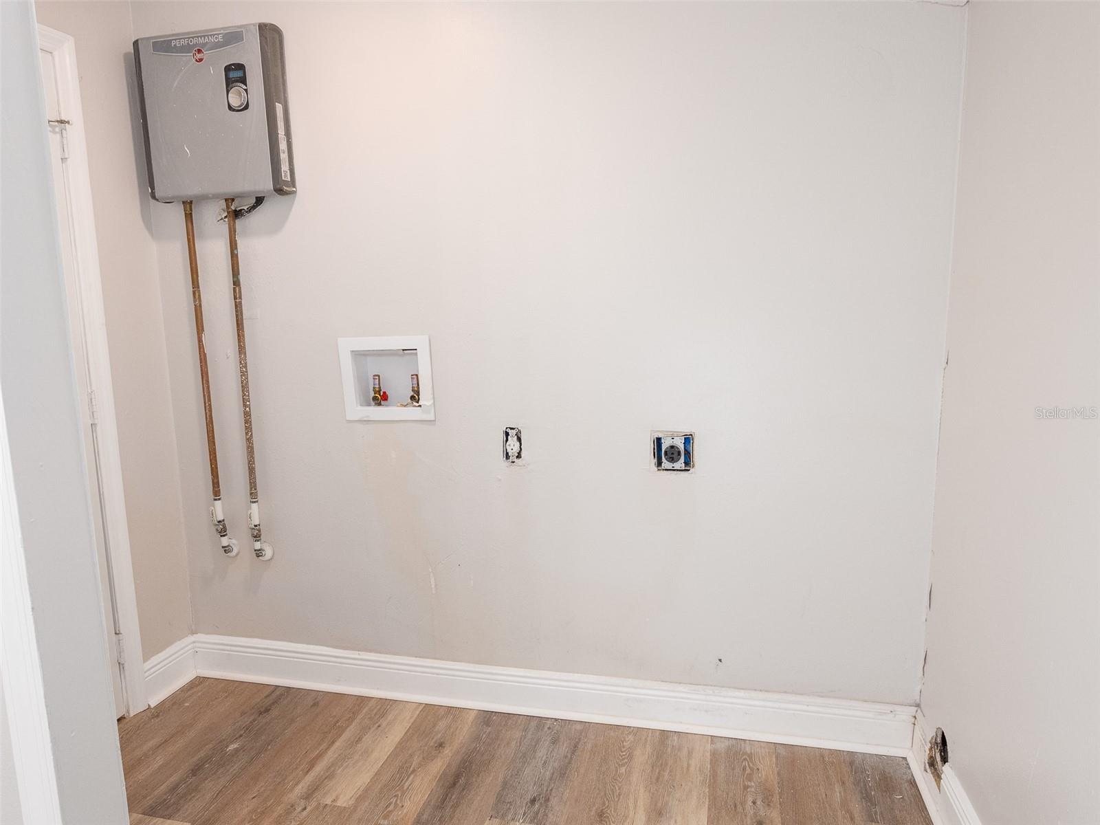 SANFORD TOWN OF - Residential