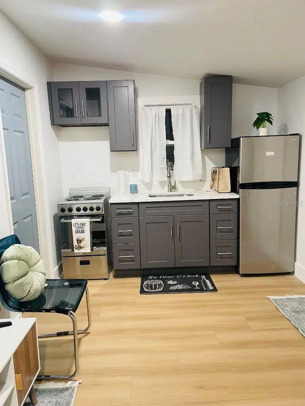 Photo of 613 Citrus Street #B, Orlando, FL 32805 (MLS # O6405754)