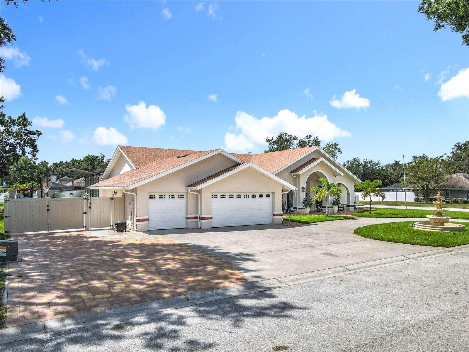 AUBURN OAKS - Residential