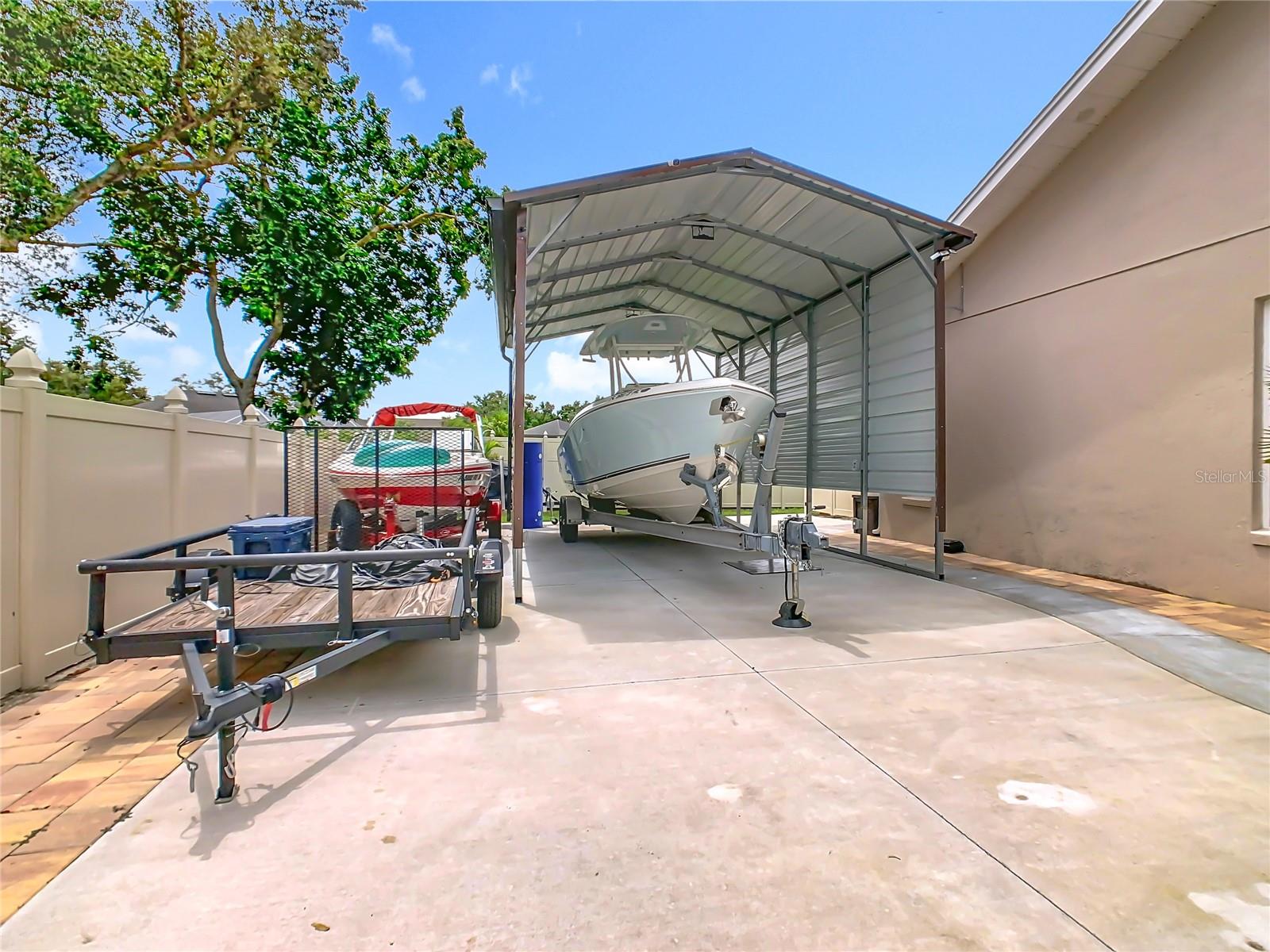 AUBURN OAKS - Residential