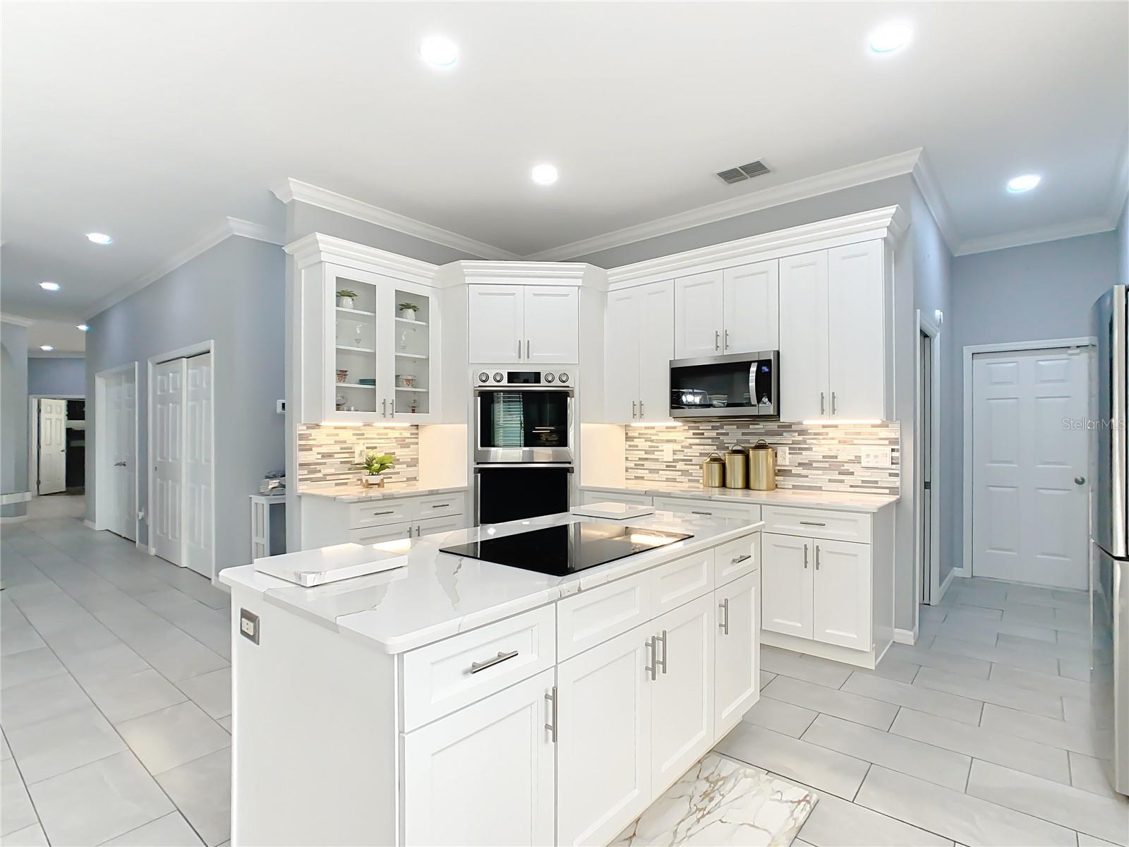 AUBURN OAKS - Residential