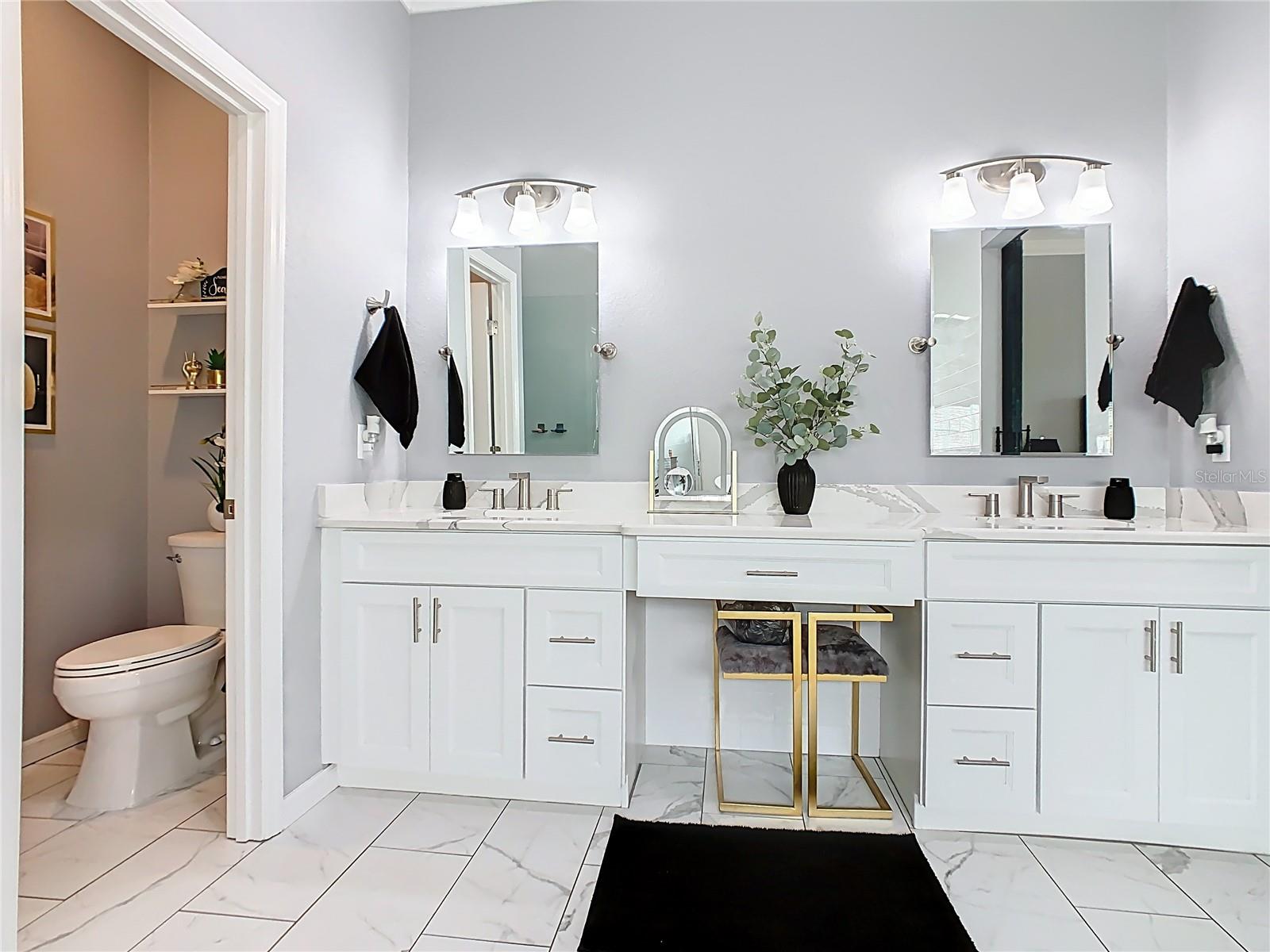 AUBURN OAKS - Residential