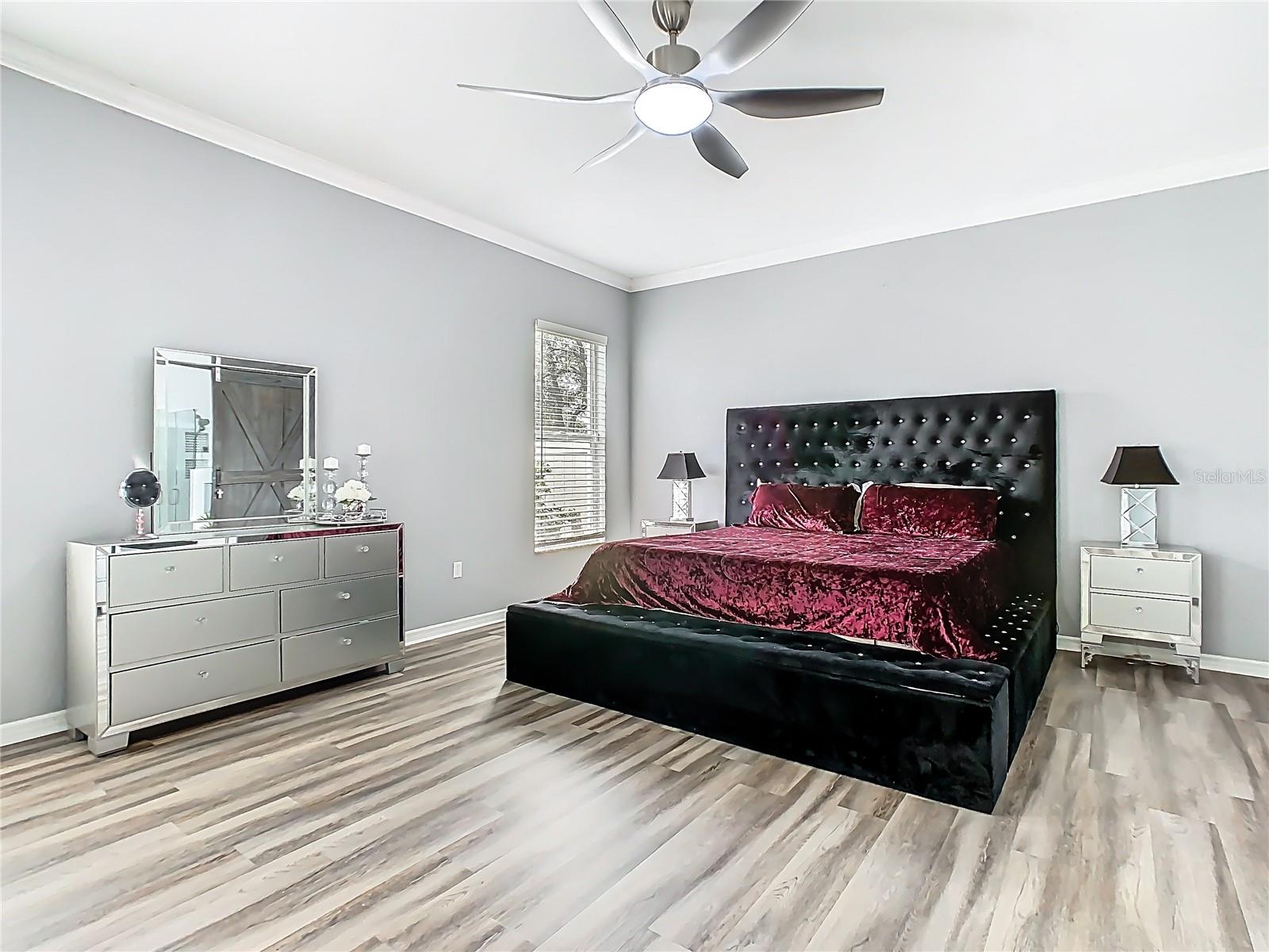 AUBURN OAKS - Residential