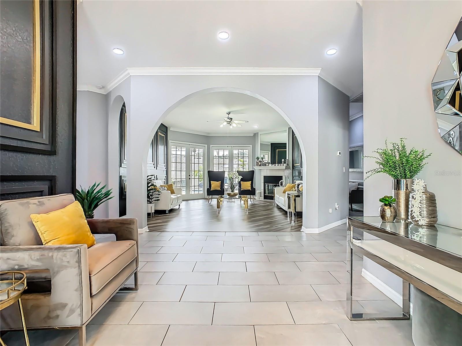 AUBURN OAKS - Residential