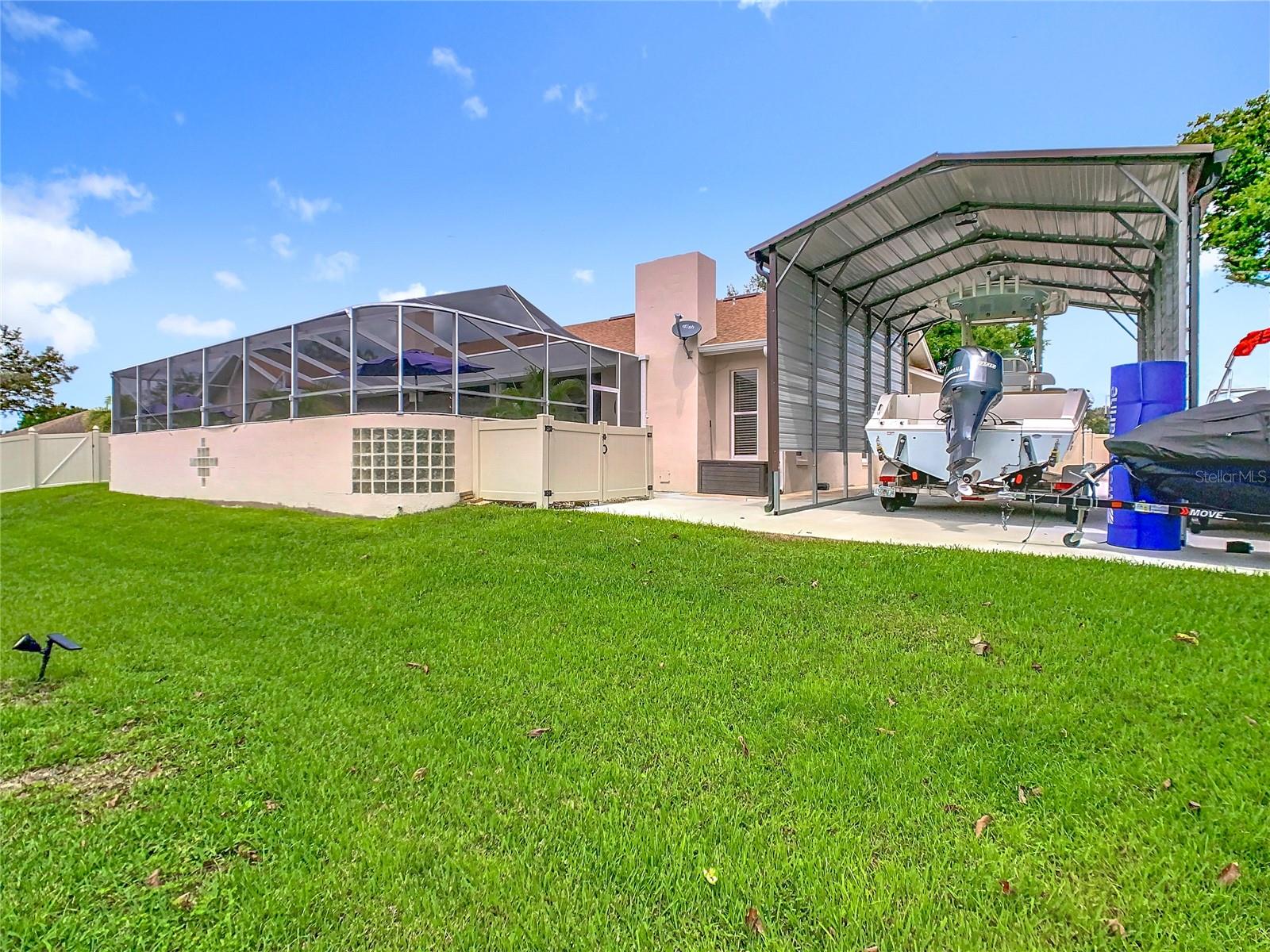 AUBURN OAKS - Residential