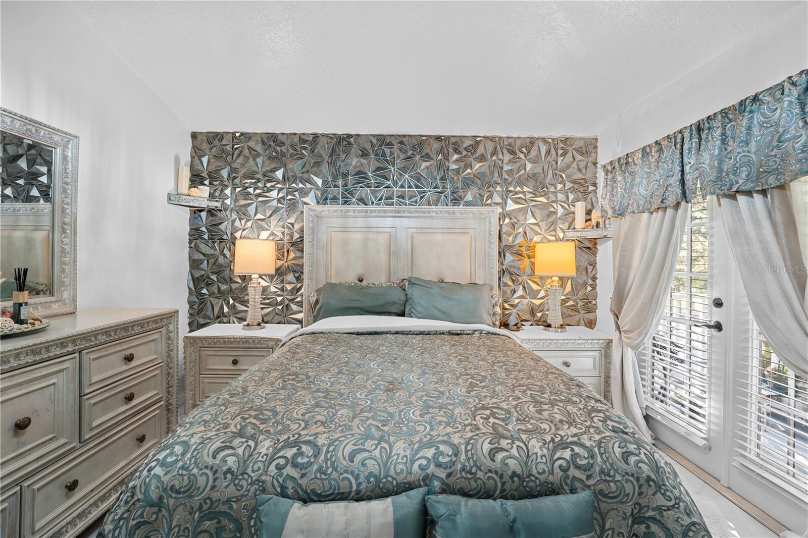 ASHLEY PK/HARMONY CONDO - Residential