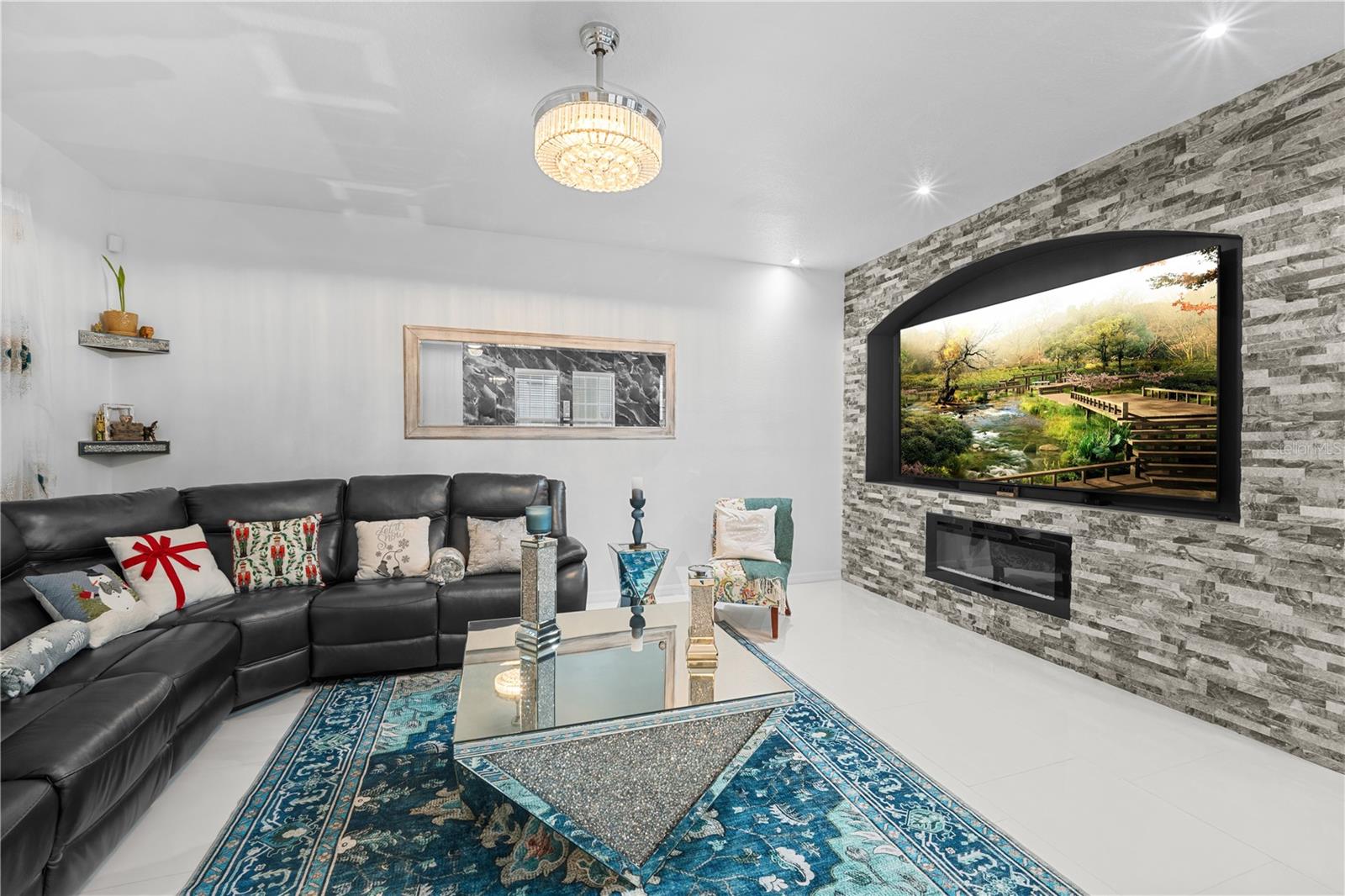 ASHLEY PK/HARMONY CONDO - Residential