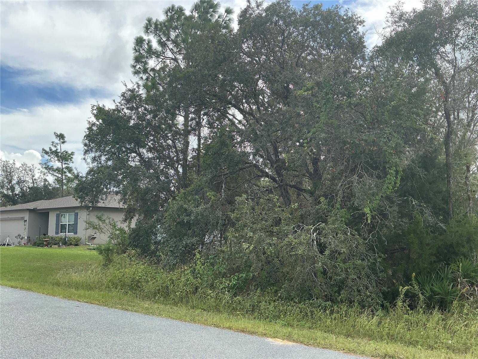 ROYAL HIGHLANDS UNIT 4 - Land