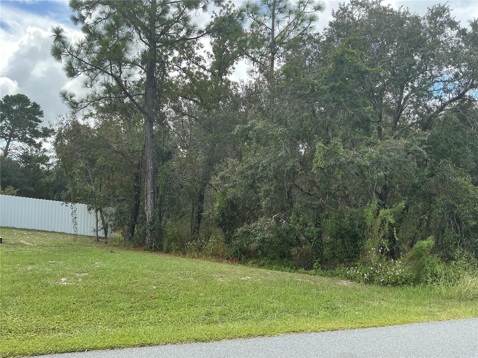 ROYAL HIGHLANDS UNIT 4 - Land