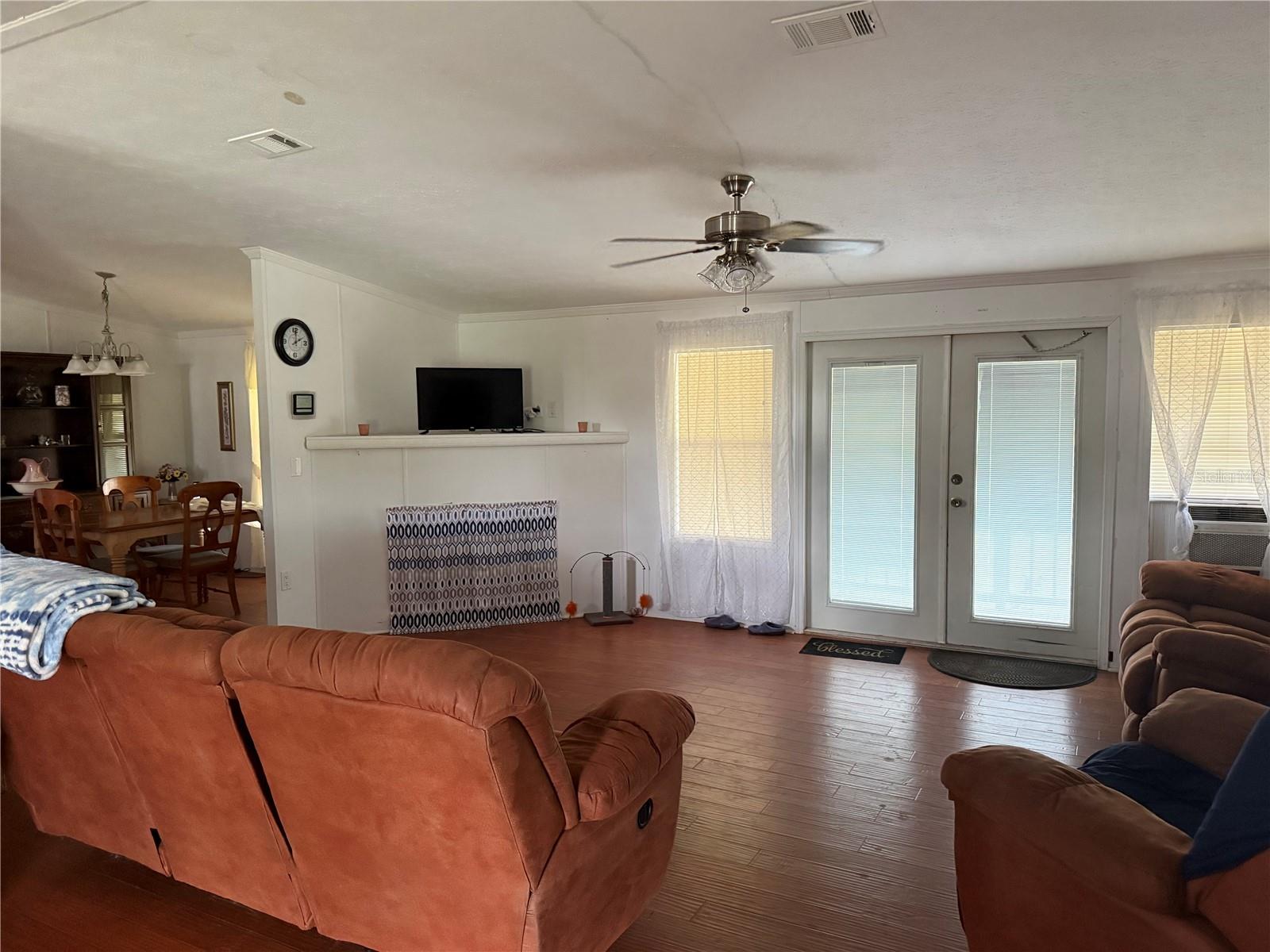 HILLSIDE LAKE ESTATES - Residential