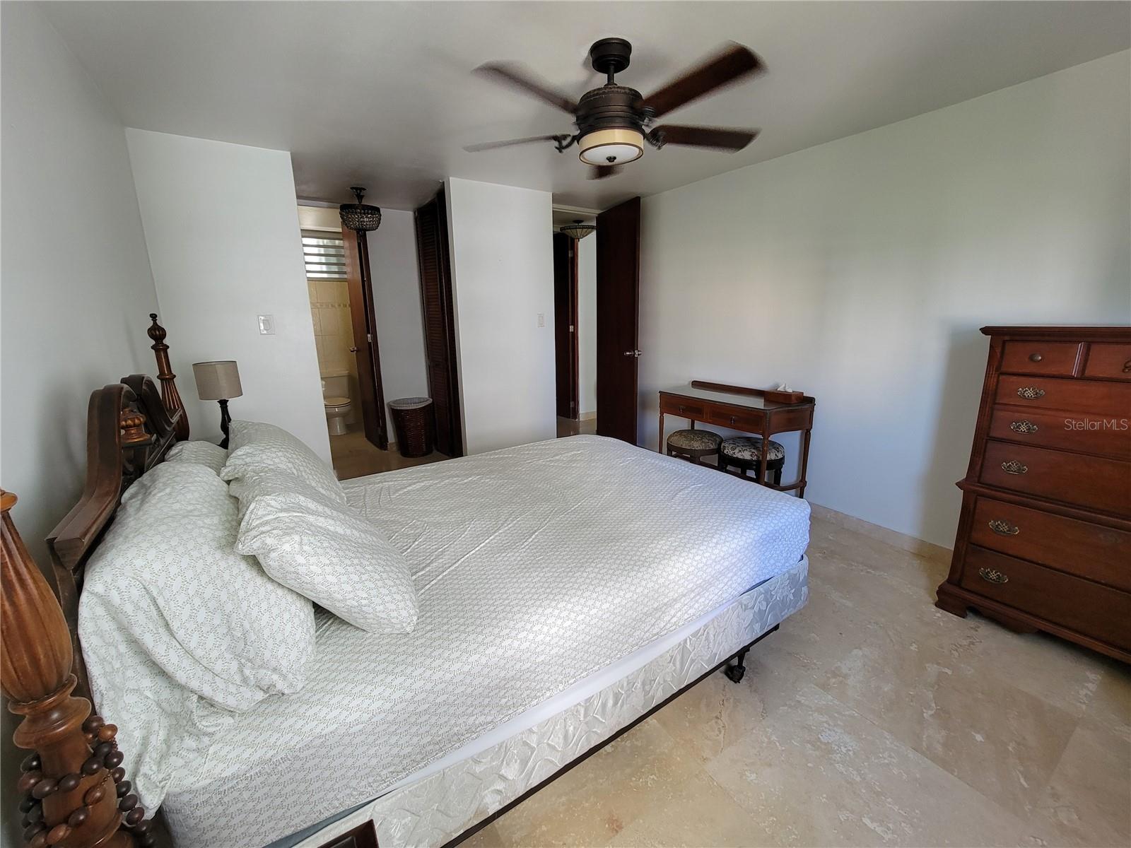 COND. KING'S COURT, SANTURCE, PR - Residential